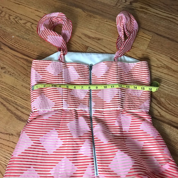 ALICE + OLIVIA Angelita Dress - Picture 9 of 11